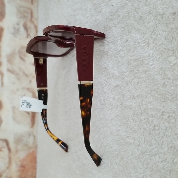 New PRADA Oversized Square Acetate Sunglasses - Picture 6 of 13